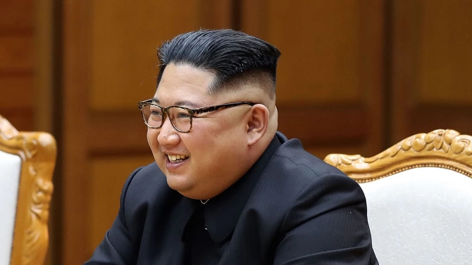 Лидерът на Корейската народнодемократична република КНДР се е появил за