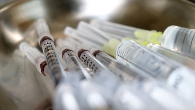 Заради епидемията лекари настояват повече хора да се ваксинират срещу