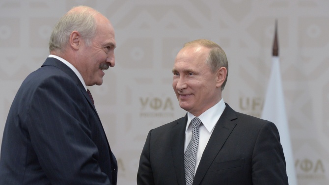 Президентите на Русия и Беларус - Владимир Путин и Александър