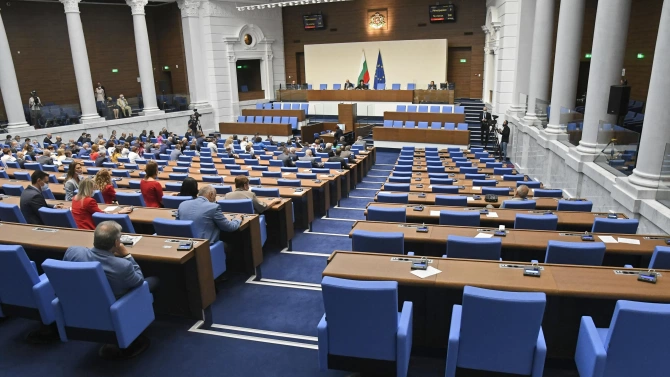 Парламентът прие на първо четене промените в Закона за българските
