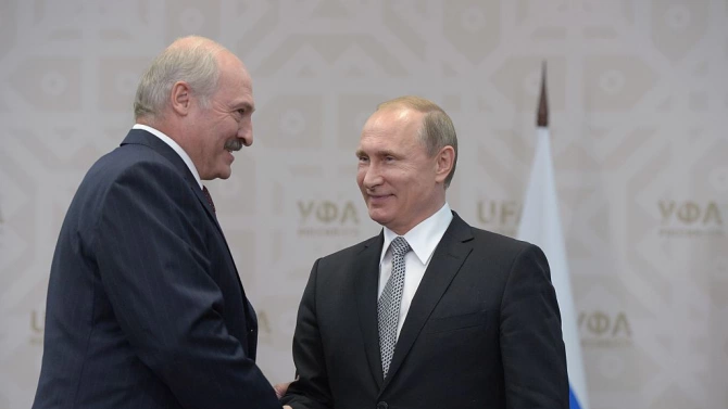 Президентът на Беларус Александър Лукашенко пристигна в Сочи където ще