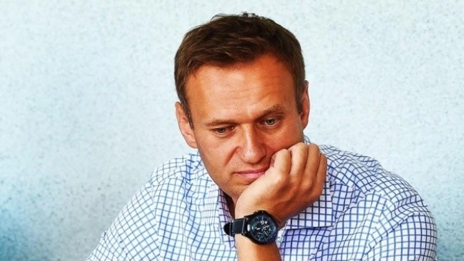 Блогърът Алексей Навални съобщи че след излизането си от комата