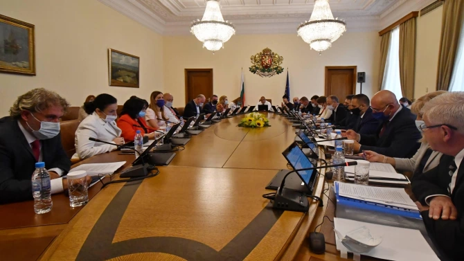 Министър председателят Бойко Борисов и членовете на Министерския съвет ще