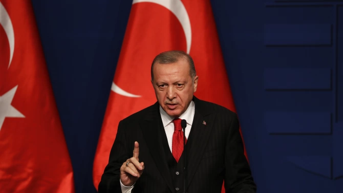 Турският президент Реджеп Тайип Ердоган призова днес Гърция да не