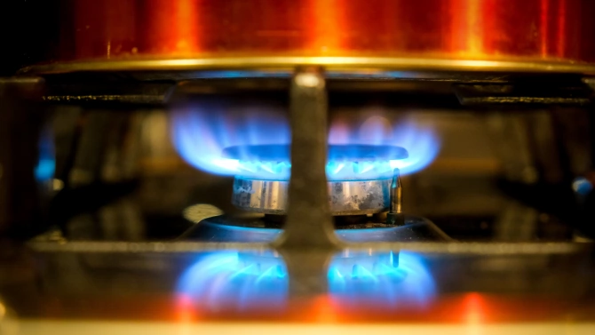 Предлага се цената на природния газ от 1 октомври да