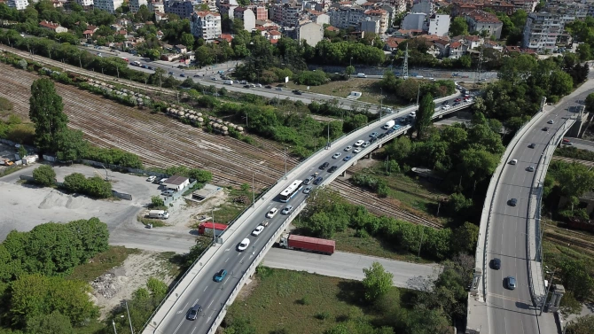 Агенция Пътна инфраструктура АПИ ще възложи изготвянето на нова експертиза