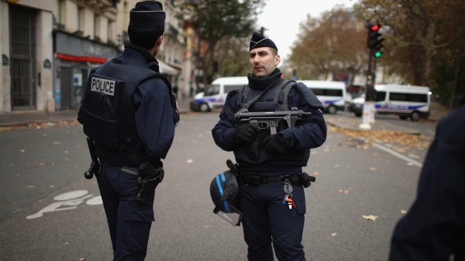 Взрив е избухнал в Париж предаде Ройтерс Причината за експлозията