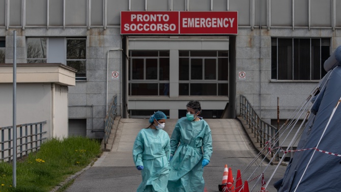 Италия регистрира 3678 нови случая на зараза с коронавируса за