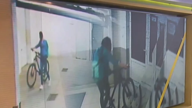 Жена задигна четири велосипеда от гаража на един собственик за