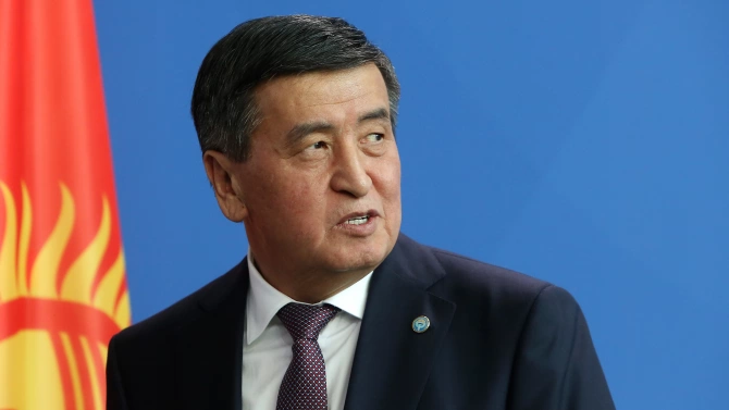 За денонощие стремително се срина цялата политическа система в Киргизстан
