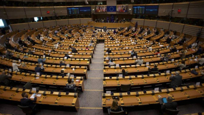 Групата на социалистите и демократите СиД в Европейския парламент призова днес
