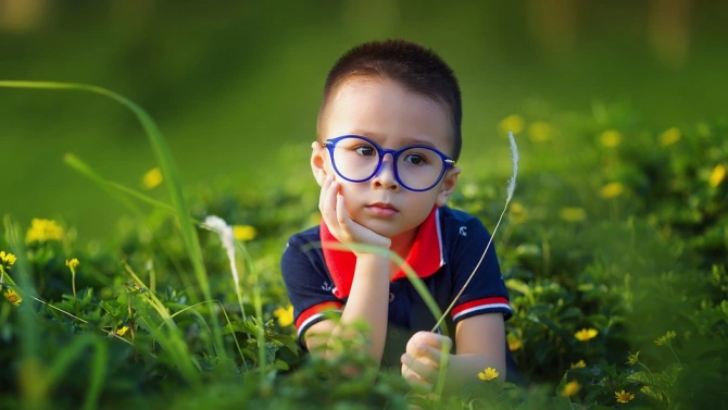 В световния ден на зрението лекарите отчитат ръст на децата