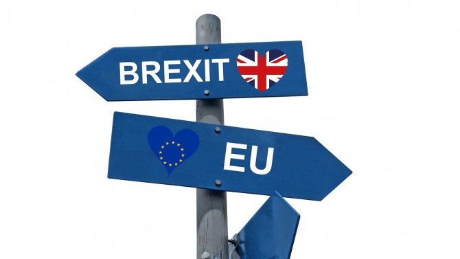 Преговорите за Brexit продължат до 31 декември
