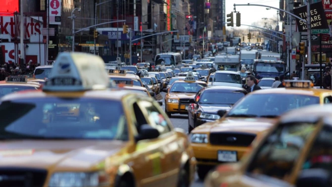 Все повече нюйоркчани си купуват автомобил за да избегнат обществения