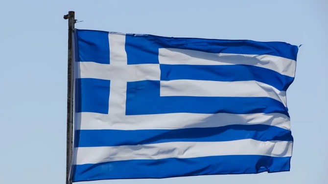 Гърция ще удължи оградата си по река Марица покрай турската