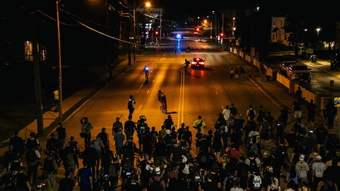 Протести избухнаха във Филаделфия след убийството на афроамериканец от полицията