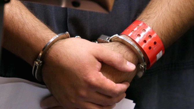 Въоръжен с нож мъж е бил задържан във Франция съобщи