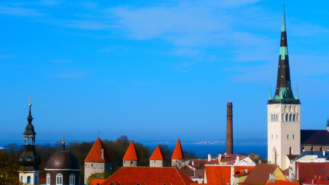  Премиерът на Естония предложи на жителите да не честват Коледа поради ковид 