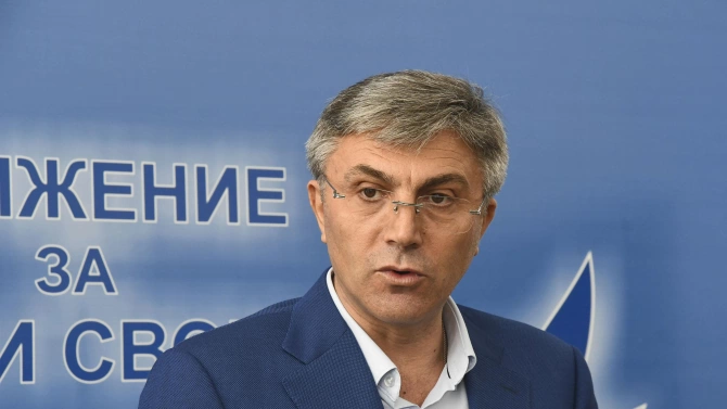 Председателят на ДПС Мустафа Карадайъ Мустафа Карадайъ български политик