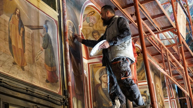 Настоятелството на църквата Св Архангел Михаил в Хасково се е заело