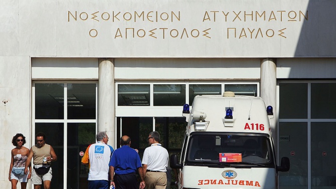  Болниците в Северна Гърция са на лимита си поради COVID-19 