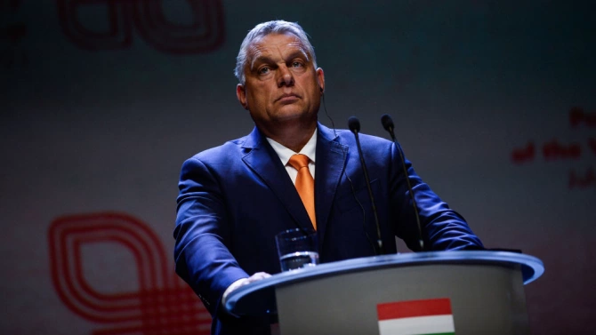 Унгарският парламент предостави извънредни правомощия на премиера Виктор Орбан позволяващи