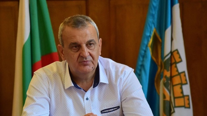 Председателят на Общинския съвет в Пловдив Александър Държиков се е