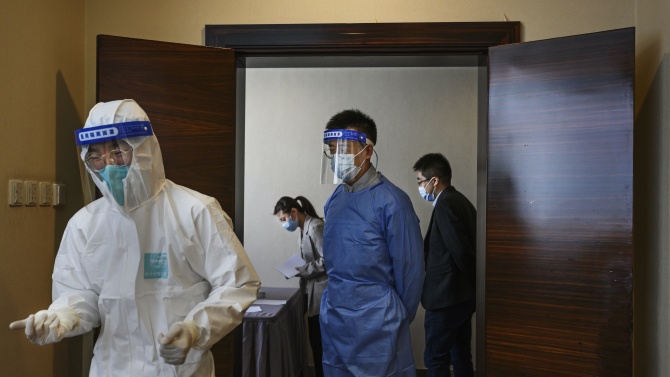Китай съобщи за 15 нови случая на COVID-19 за последното денонощие