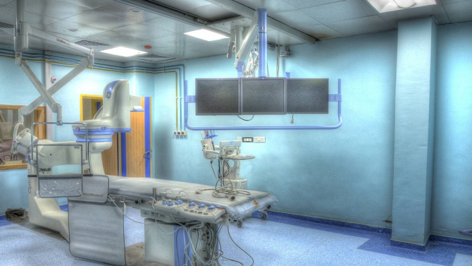 ЕК предоставя 200 робота за дезинфекция на европейски болници