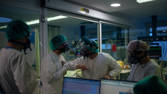  Мадрид отваря нова болница за пациенти с COVID-19 през декември 
