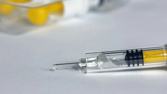 ЕК одобри шести договор за потенциална ваксина срещу COVID-19
