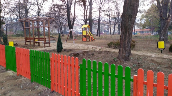 Нова детска площадка бе открита за жителите на град Кюстендил