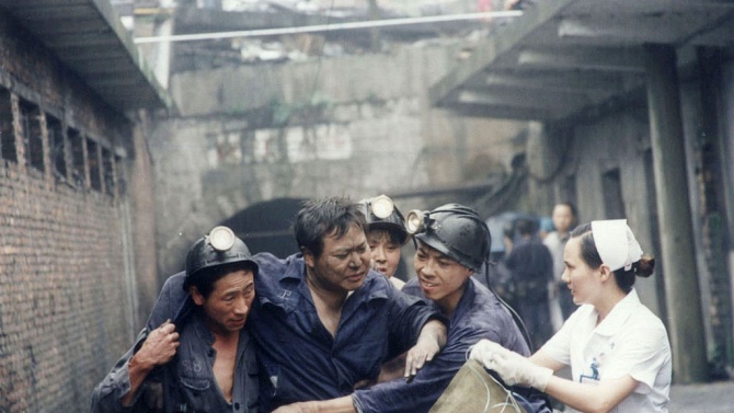 Най-малко 18 загинали в китайска мина след изтичане на въглероден оксид