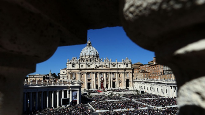 Ватиканската финансова служба смени статута и името си