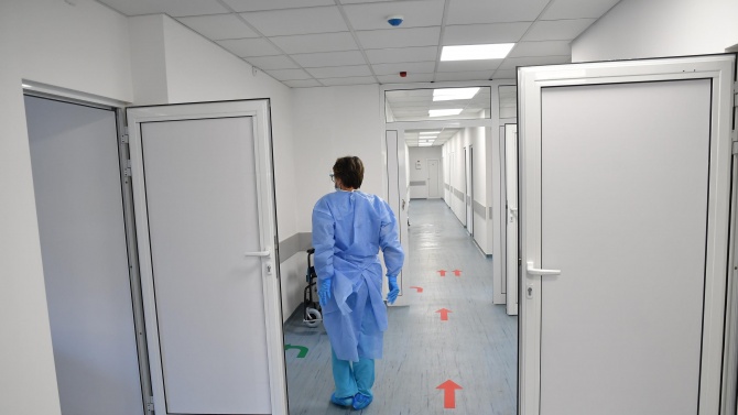 В няколко болници в Бургас ще бъде разширен капацитет за лекуване на болни от коронавирус