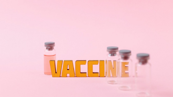  Австралия се отхвърли от личната си ваксина против COVID-19 поради подправени резултати за ХИВ 
