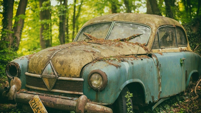 Община Русе ще премахва старите изоставени коли в по-кратки срокове