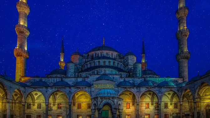 4 2 млн туристи са посетили мегаполиса Истанбул за десетте месеца