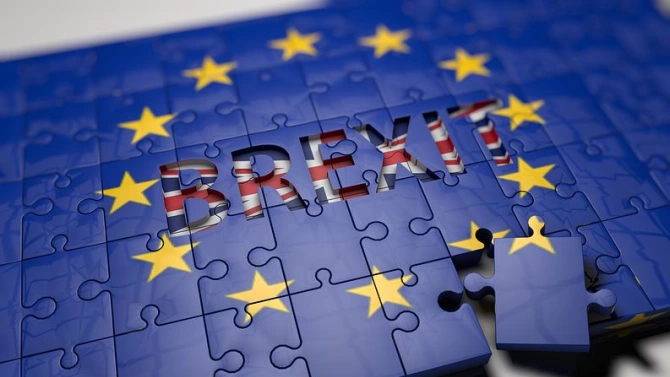 Европейският съюз и Великобритания ще подновят днес преговорите си за