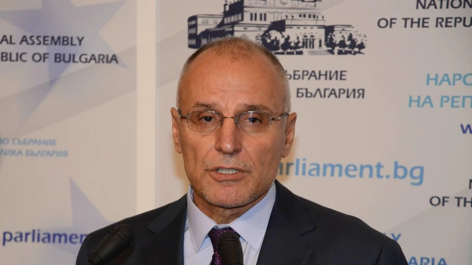 Безпрецедентна е думата на 2020 година според управителя на Българската народна банка Димитър