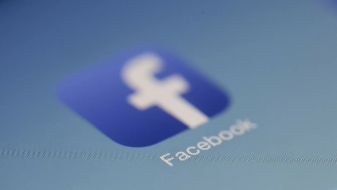 Администраторите на фейсбук са блокирали съдържание разпространявало лъжи за предстоящата
