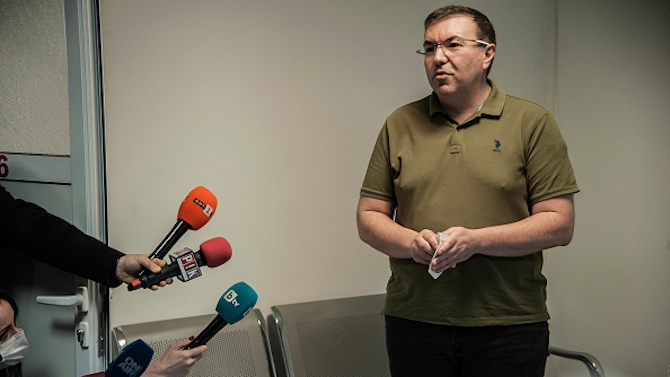  Министър Ангелов: Хладилни камиони на „ Пфайзер “ ще докарат идващите колета от имунизацията 