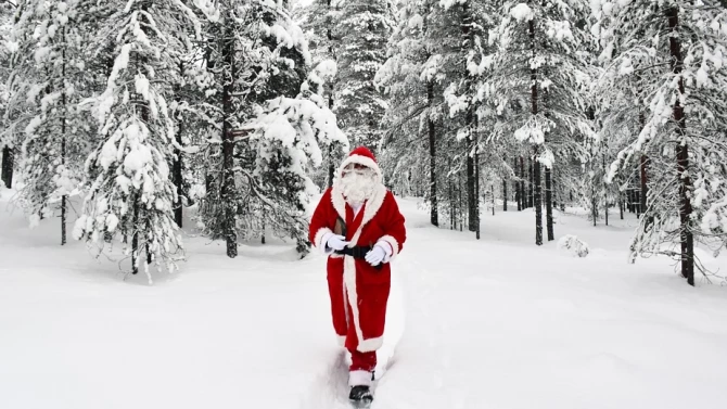 В селото на Дядо Коледа в полярния кръг подготовката за