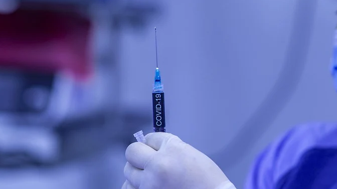  Руската ваксина против COVID-19 идва в Сърбия до края на годината 