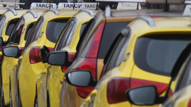 Протестно шествие проведоха в Търговище таксиметрови шофьори В него се