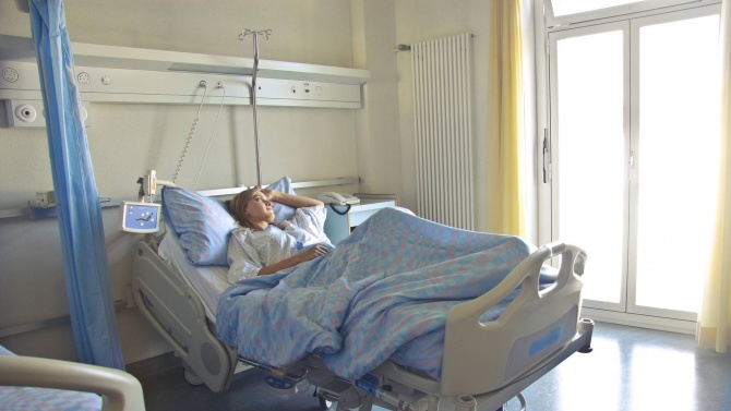 45-годишна жена без заболявания стана жертва на COVID-19 в Ловешко
