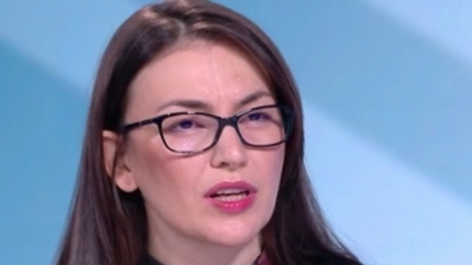  Адв. Мария Шаркова: Няма данни за нежелани постваксинални реакции 