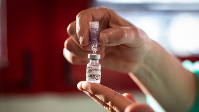 Северна Македония може да получи 200 000 дози от китайската ваксина