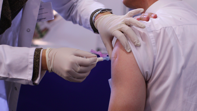  Около 7000 души са се ваксинирали до момента срещу ковид в Сърбия 