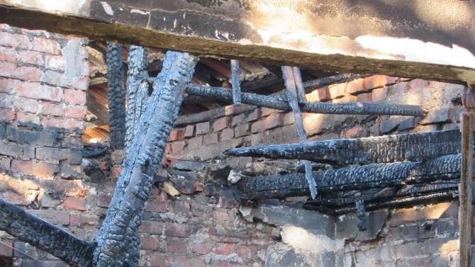 Общината в Момчилград ще помогне на хората чиято покъщнина изгоря